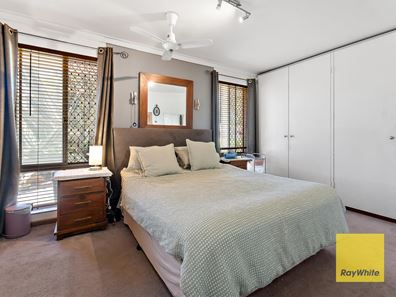 82 Lyrebird Way, Thornlie WA 6108