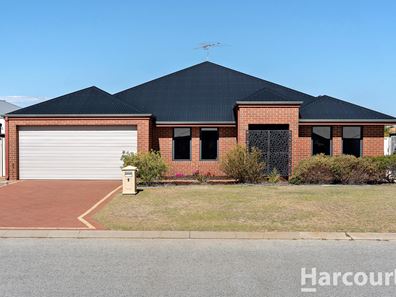 5 Quandong Parkway, Halls Head WA 6210