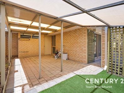 12/1 Chesterton Drive, Thornlie WA 6108