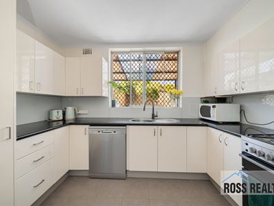 6/24 Arbon Way, Lockridge WA 6054