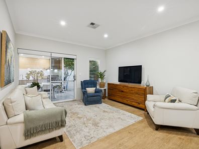 40B Francis Avenue, Karrinyup WA 6018