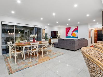 21 Mountainbell Road, Churchlands WA 6018