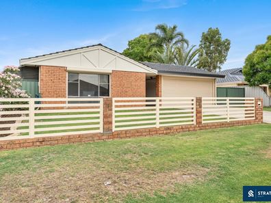 30 Lyrebird Loop, Seville Grove WA 6112