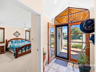 12 Mitchell Way, Dardanup WA 6236