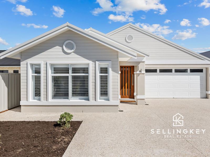 14 BHAGWAN GROVE, Canning Vale WA 6155