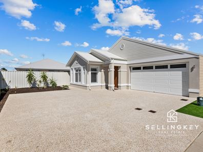 14 BHAGWAN GROVE, Canning Vale WA 6155
