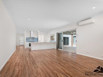 17 Hester Street, Drummond Cove WA 6532