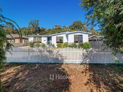 4 Cameron Street, Allanson WA 6225