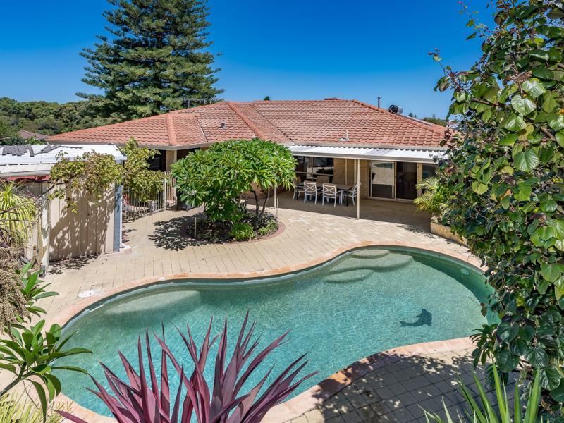 5 Phillip Close, Mullaloo WA 6027