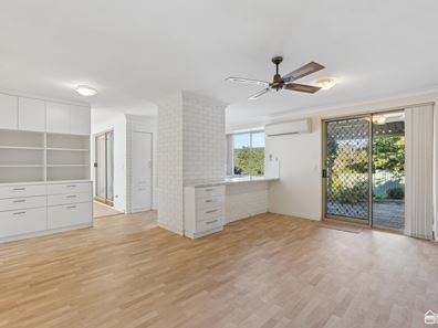18 Coolabah Drive, Mount Nasura WA 6112
