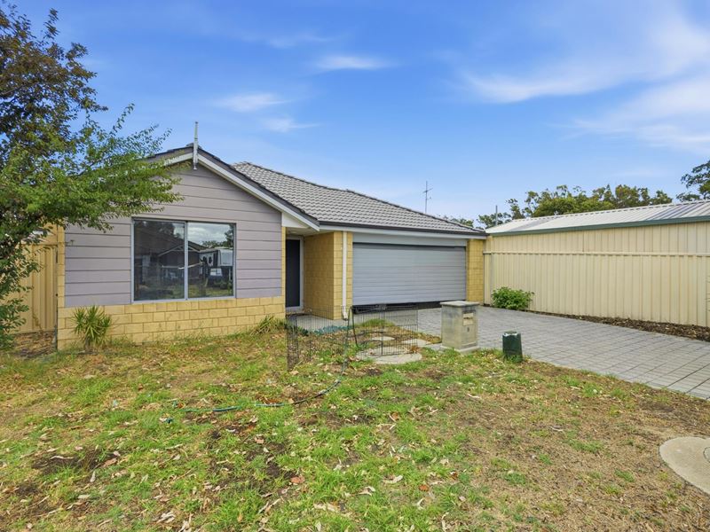 8 Asplin Loop, Kelmscott WA 6111