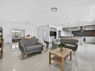 27A Donaldson Street, Queens Park WA 6107