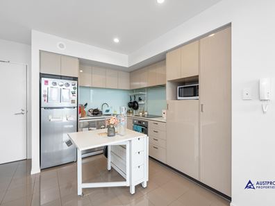 137/1 Rowe Avenue, Rivervale WA 6103