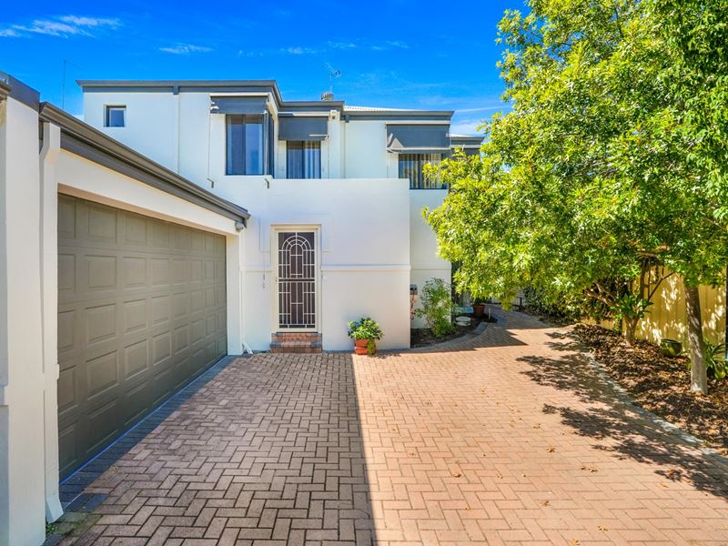 4B Cornelian Street, Scarborough WA 6019
