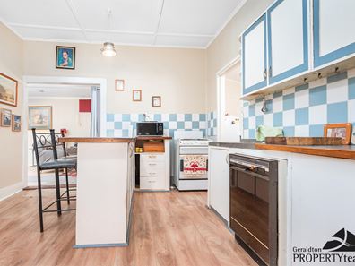 1 Adelaide Street, Waggrakine WA 6530