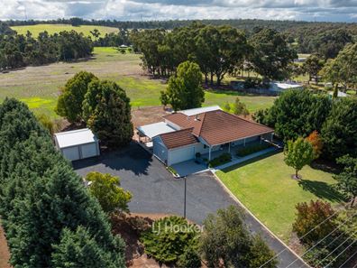 58 Booth Street, Collie WA 6225