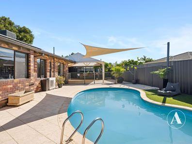 2 Crown Court, Thornlie WA 6108