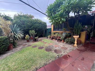 39 Hagart Way, Lockridge WA 6054