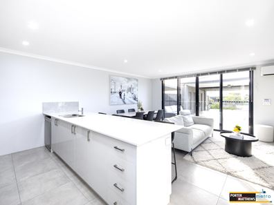 1 Montague Grange, Bushmead WA 6055