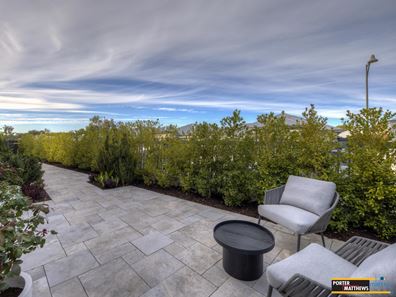 1 Montague Grange, Bushmead WA 6055