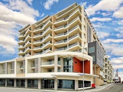 33/2 Brighton Road, Scarborough WA 6019