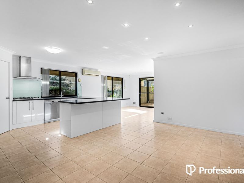 358A The Strand, Dianella