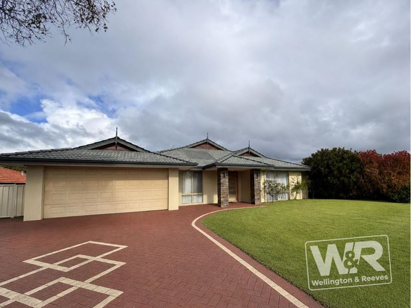 32 Target Road, Yakamia