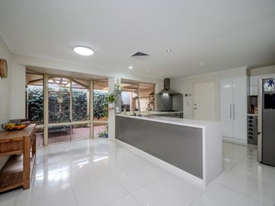 15 Mutiny Terrace, Quinns Rocks WA 6030
