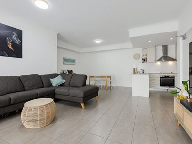 18/1 Urban Lane, Ellenbrook WA 6069