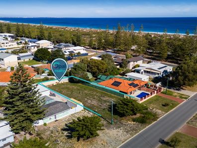 6 Dampier Drive, Golden Bay WA 6174