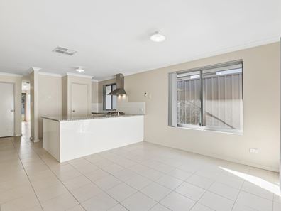 2A Pearson Street, Armadale WA 6112