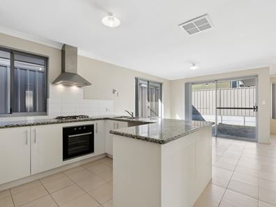 2A Pearson Street, Armadale WA 6112
