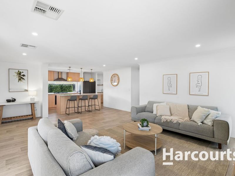 6 Spinosa Chase, Jindalee