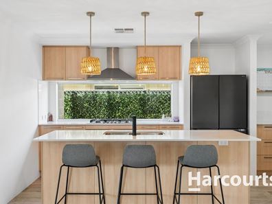 6 Spinosa Chase, Jindalee WA 6036