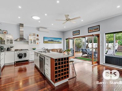 16 Sampson Road, Bunbury WA 6230