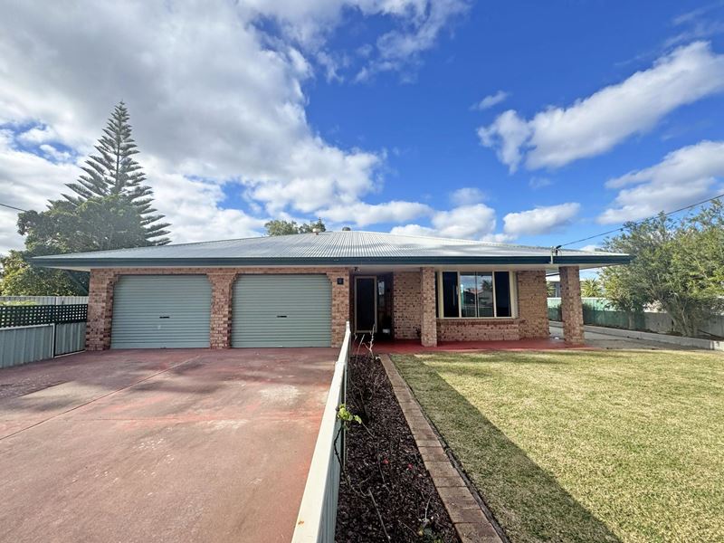 9 Chaplin Street, Castletown