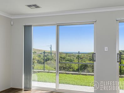 21 Nanarup Street, Two Rocks WA 6037