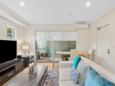 2/285 Knutsford Avenue, Kewdale WA 6105