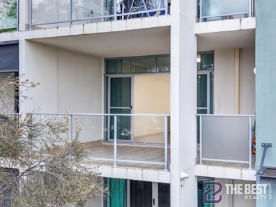 4/34 Malata Crescent, Success WA 6164