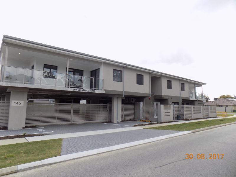 1/145 Keane Street, Cloverdale WA 6105