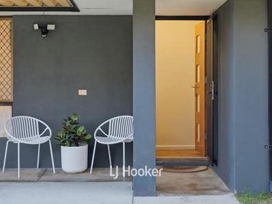 22 Sweeting Way, Withers WA 6230