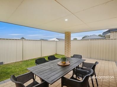 16 Vive Avenue, Craigie WA 6025