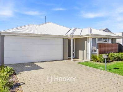 24 Kingfisher Road, Eglinton WA 6034
