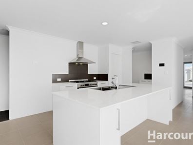 6 Bicheno Avenue, Eglinton WA 6034