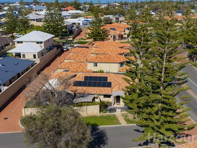 10 Westview Parade, Wannanup WA 6210