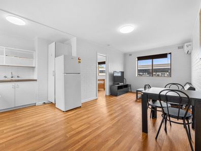 8/82 Broadway, Crawley WA 6009