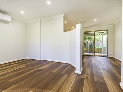 31 Porter Gardens, Leda WA 6170