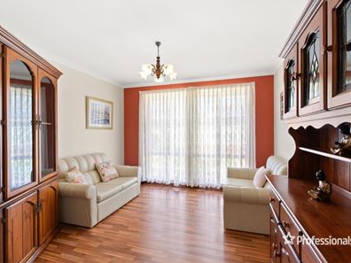 1/6 Crane Glen, Ballajura WA 6066