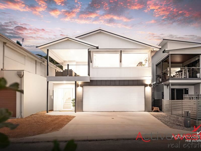 2/11 Phelps Street, Beresford WA 6530