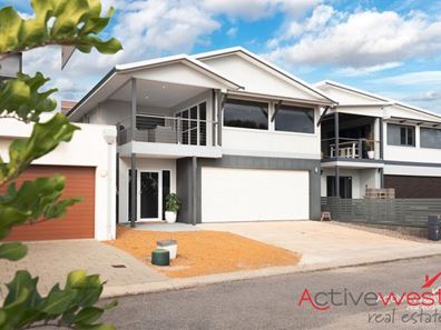 2/11 Phelps Street, Beresford WA 6530